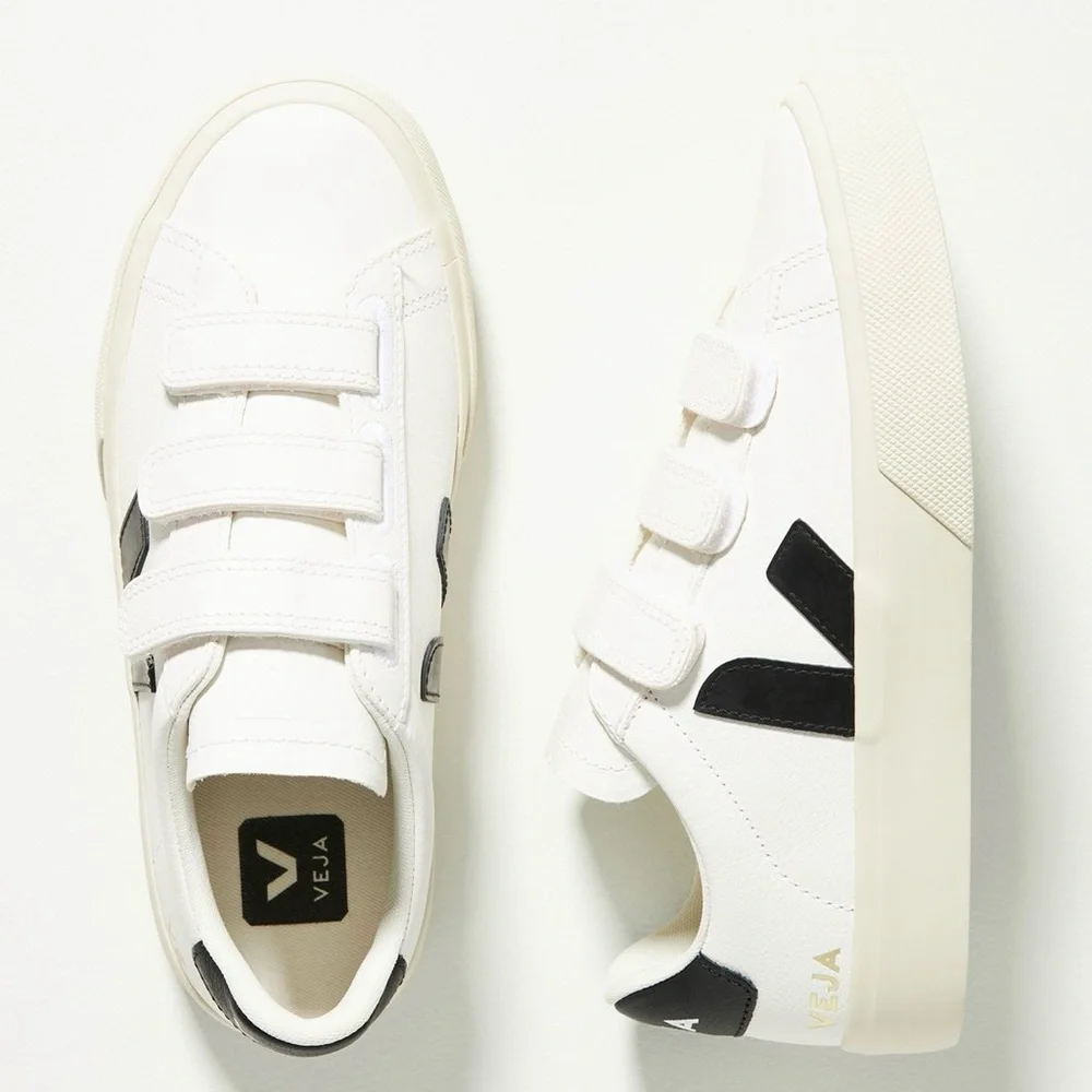 Veja Women's White Sneaker with Black V Detail - Picture 4 of 11